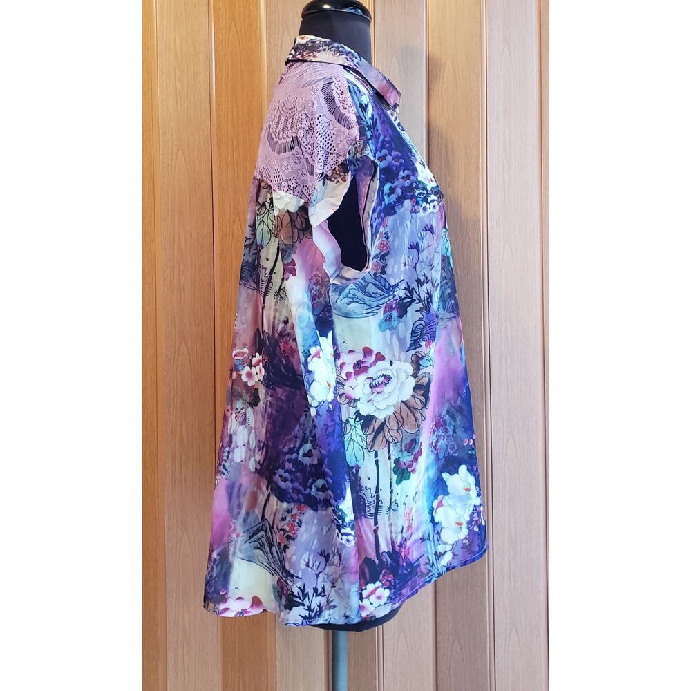 Jean's by Buffalo size medium purple floral print button up blouse - Picture 3 of 7